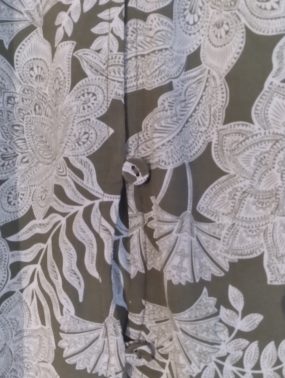 Detailed Button Front Blouse - Picture 11 of 12